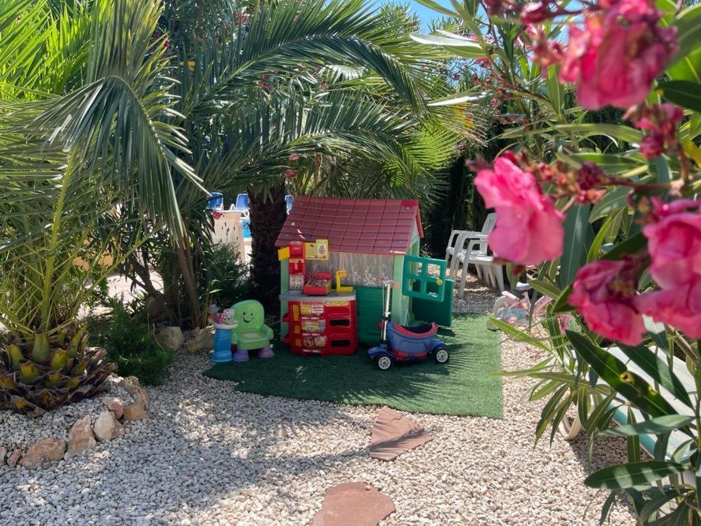 Villa Hayahay With Private Pool & Amazing View كاليبي المظهر الخارجي الصورة