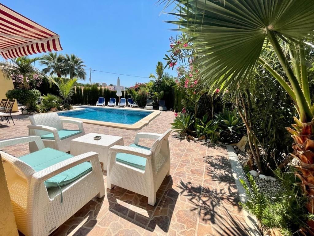 Villa Hayahay With Private Pool & Amazing View كاليبي المظهر الخارجي الصورة