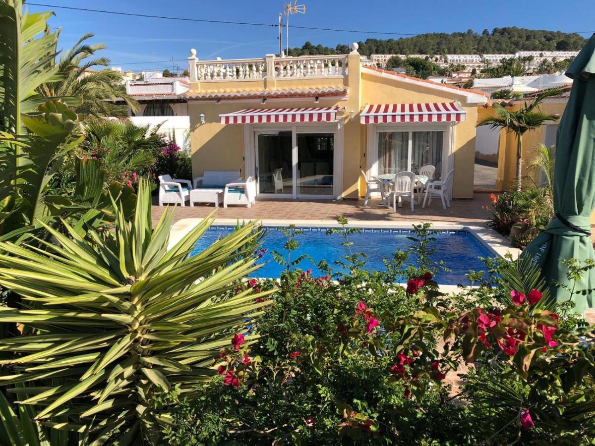 Villa Hayahay With Private Pool & Amazing View كاليبي المظهر الخارجي الصورة
